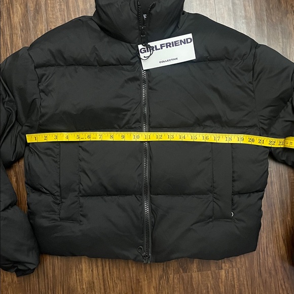 NWT Girlfriend Collective Black Recycled materials Puffer coat jacket L - Picture 6 of 12